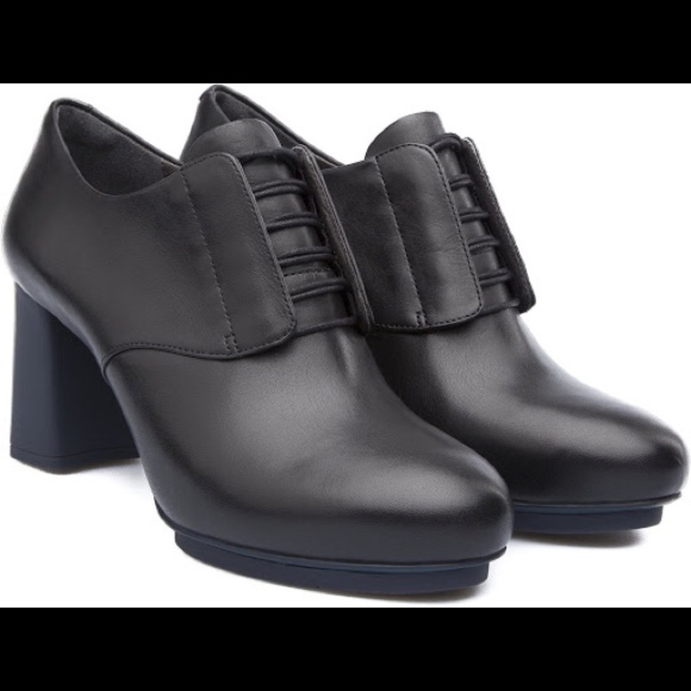 Camper Black Leather Block Heel Ankle Boots